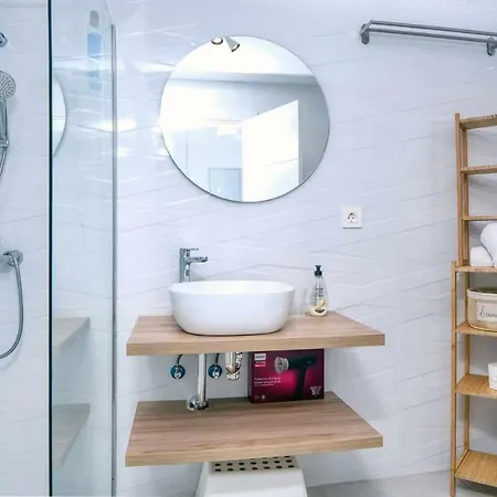 Sunset View Modern Private Poolside 度假居 *