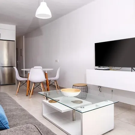 Sunset View Modern Private Poolside 科斯塔特吉塞