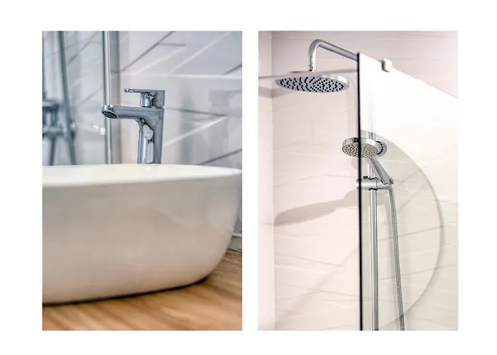 Holiday home Sunset View Modern Private Poolside *