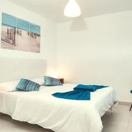 Sunset View Modern Private Poolside *