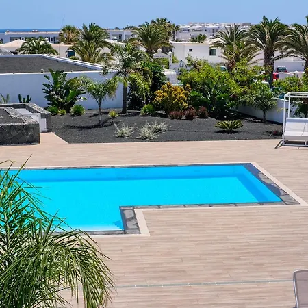 Dom wakacyjny Sunset View Modern Private Poolside *